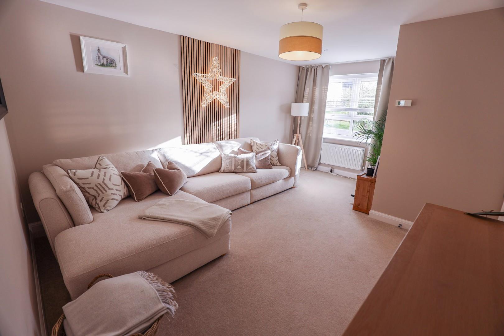 105 Ffordd Y Spitfire, St Athan, Vale of Glamorgan, CF62 4HN